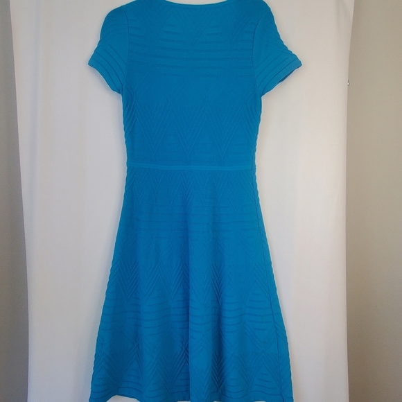 Talbots, Size M, Turquoise Rayon/Nylon short sleeve, midi lightweight knit dress - Picture 2 of 7